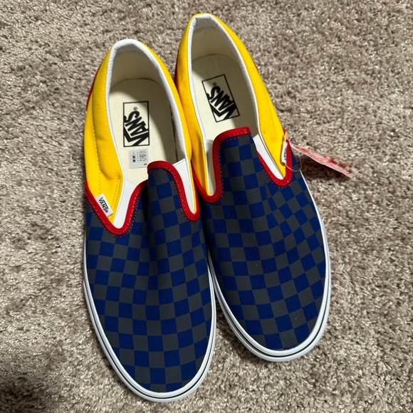 Vans - Picture 1 of 3